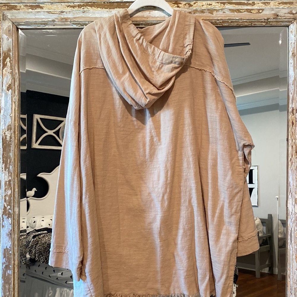 GIGI C Tan Hoodie Sweatshirt - Picture 4 of 4